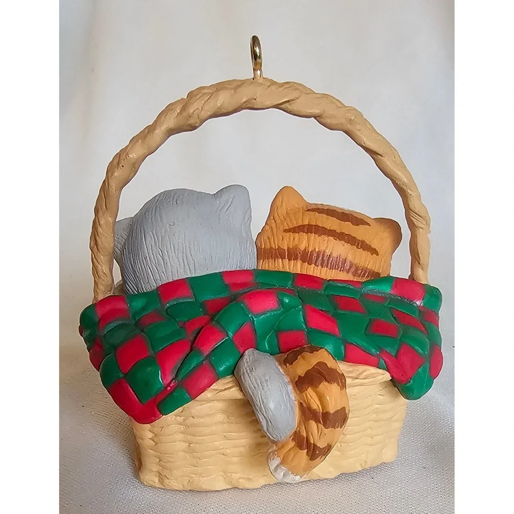 Hallmark vtg ornament